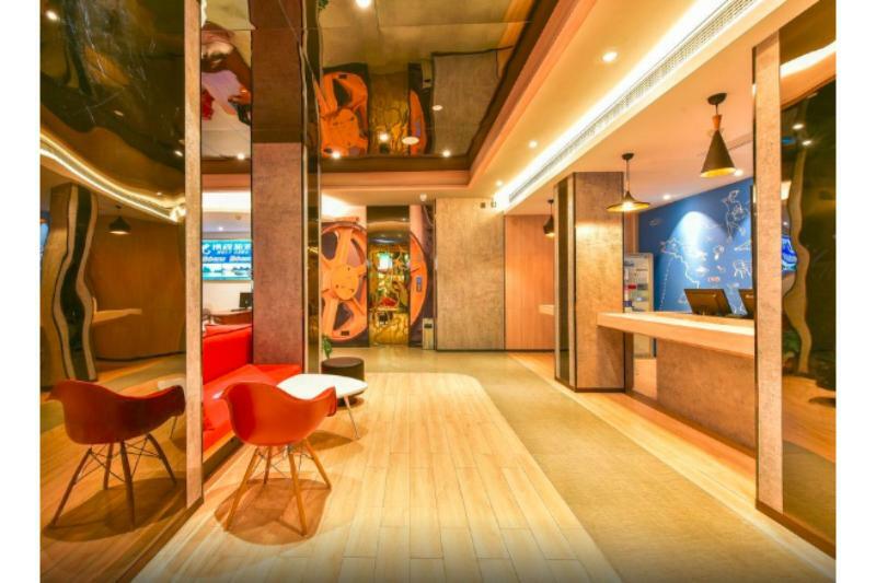 Ibis Hotel Guilin Railway Station Екстериор снимка